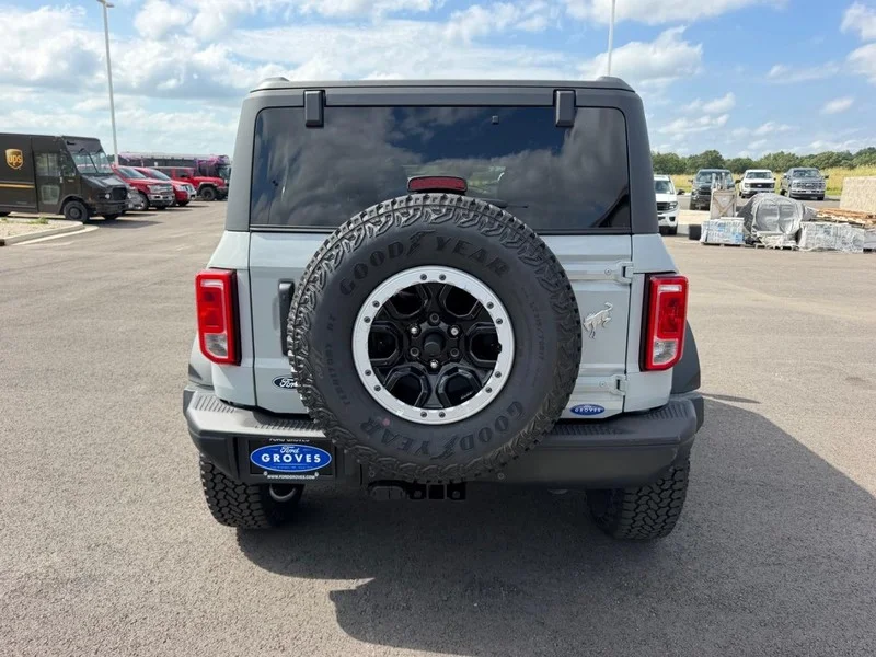 New 2026 Avalanche Gray Ford Big Bend® image 6