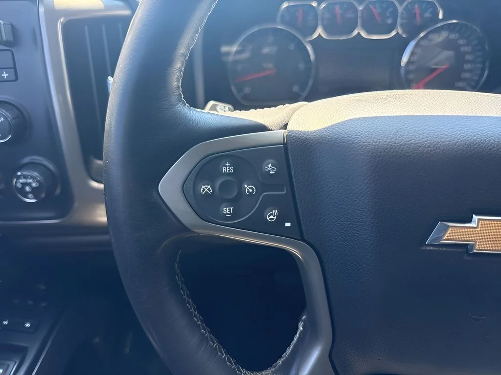 Used 2018 Blue Chevrolet High Country image 17