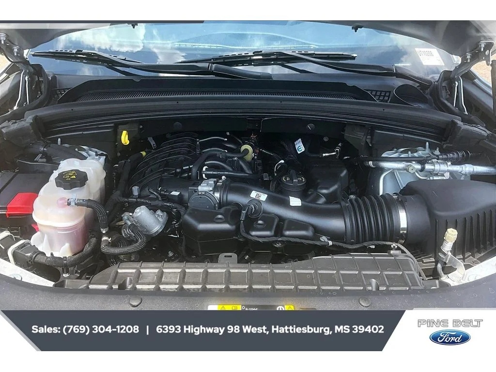 Used 2023 Silver Zynith Jeep Altitude image 8