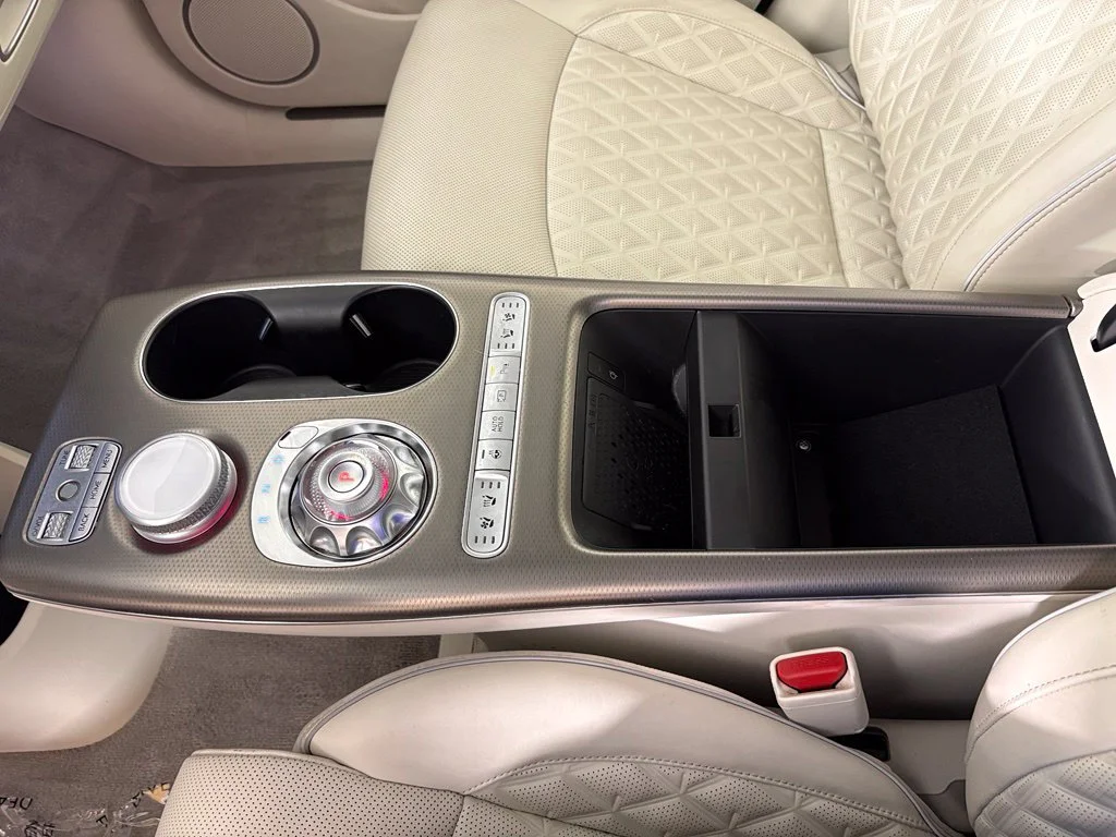 Used 2023 White Genesis Performance image 35