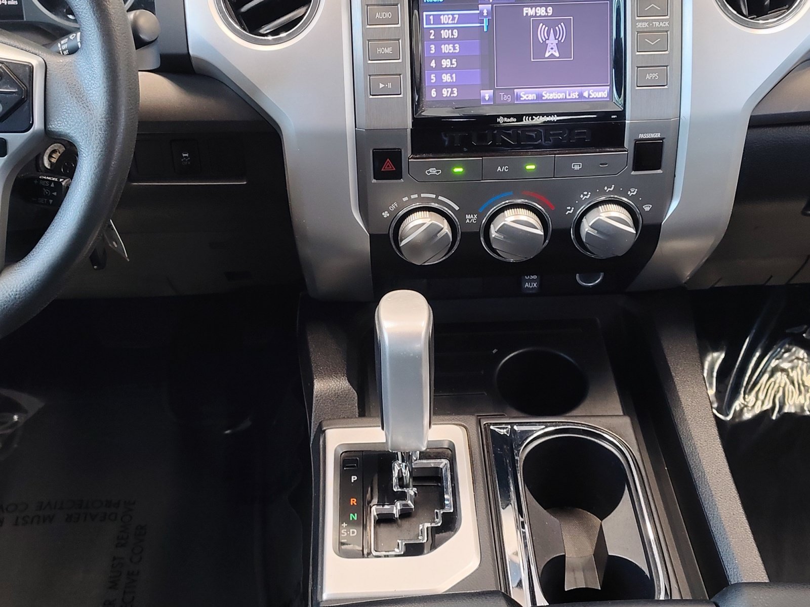 Used 2014 Silver Sky Metallic Toyota SR5 image 20