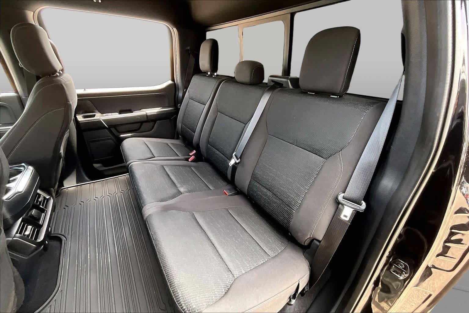 Used 2023 Agate Black Ford XLT image 19