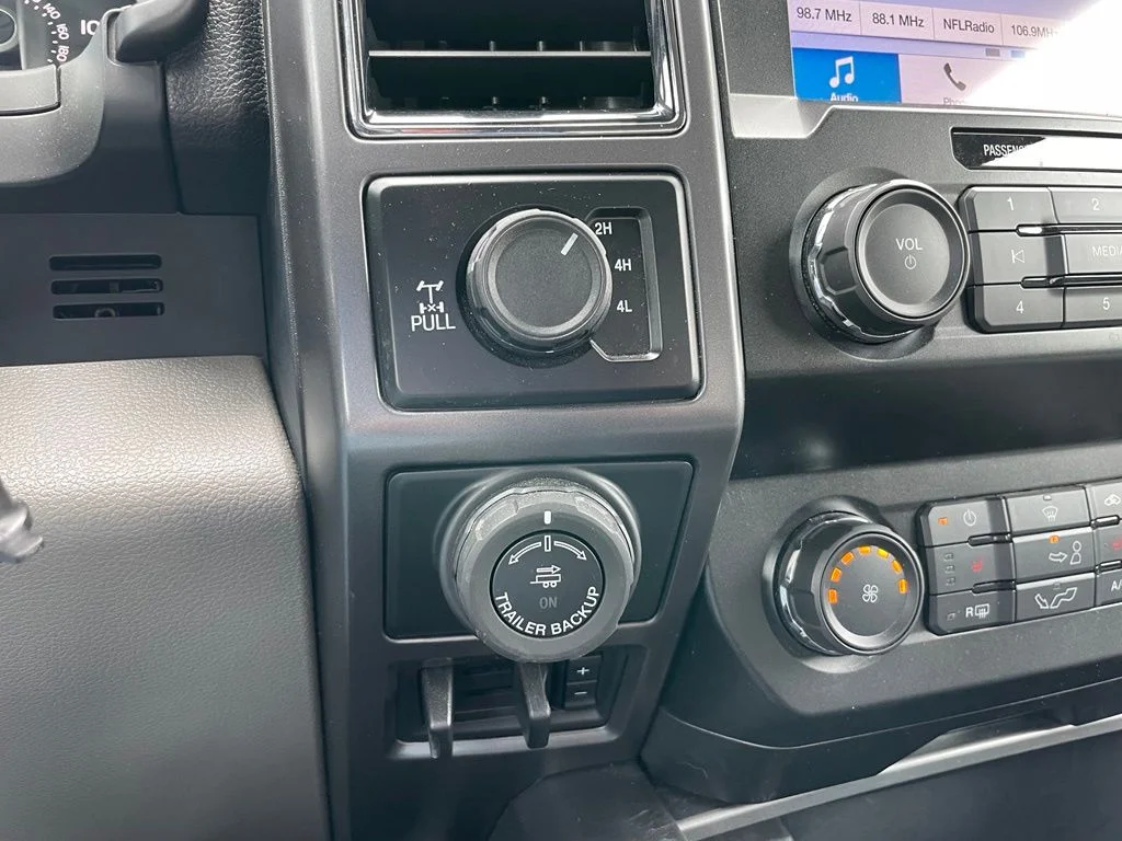 Used 2019 Ruby Red Metallic Ford XLT image 11