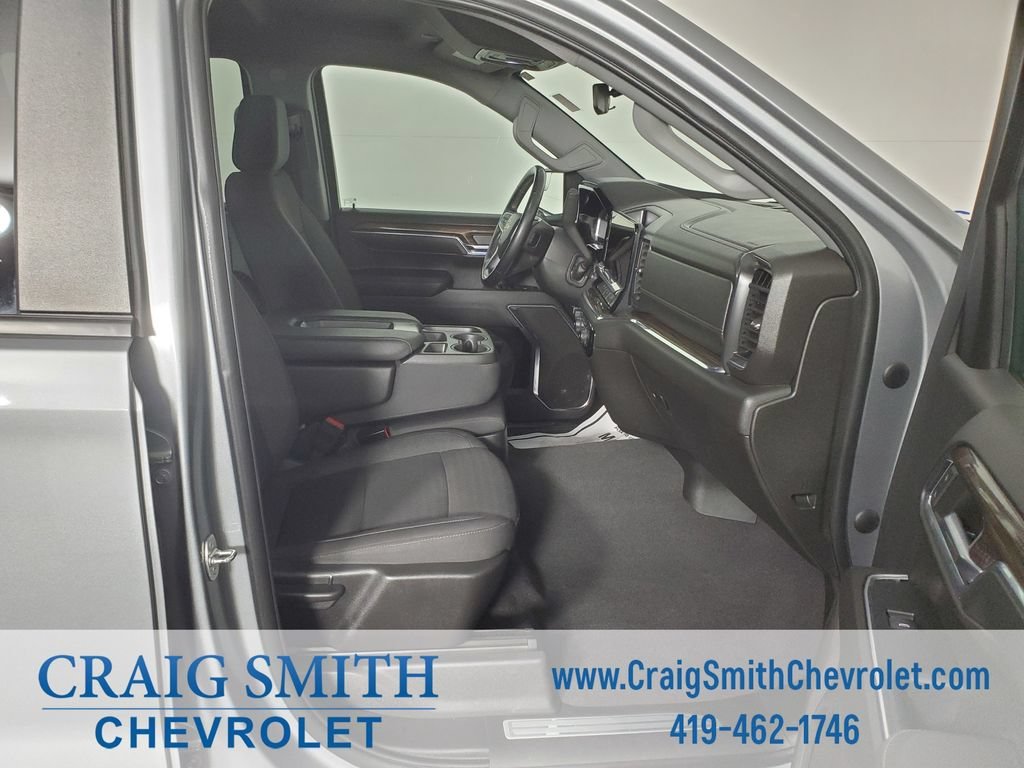 Used 2024 Sterling Gray Metallic Chevrolet LT image 15