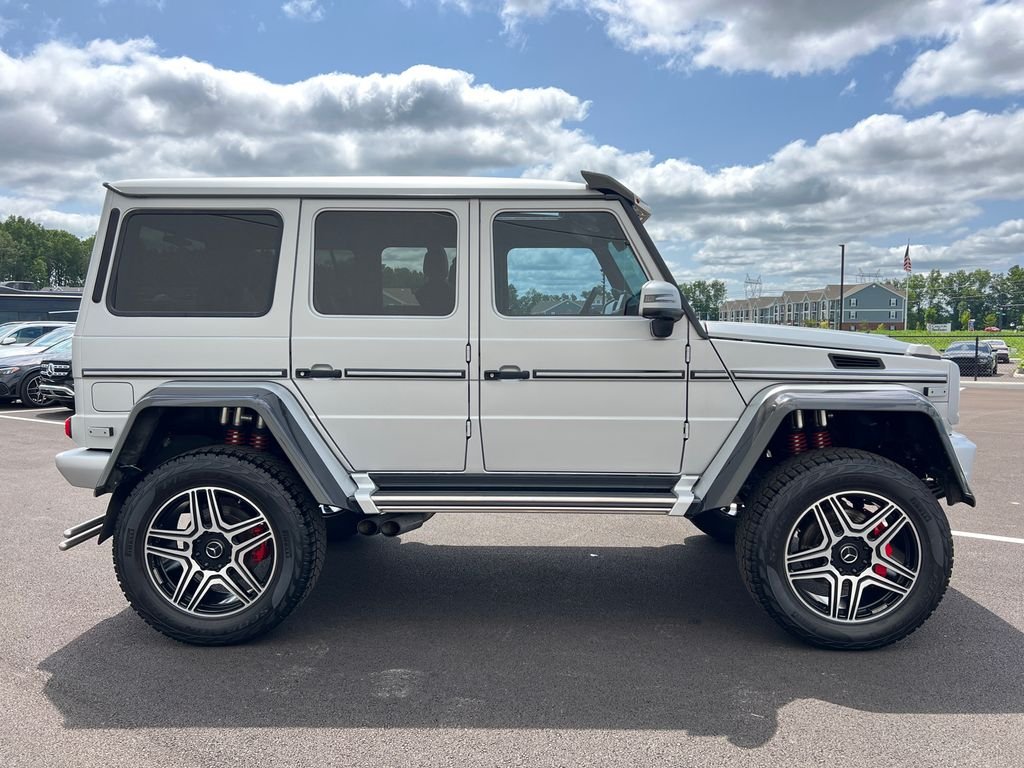 Used 2017  Mercedes-Benz G 550 Squared image 9