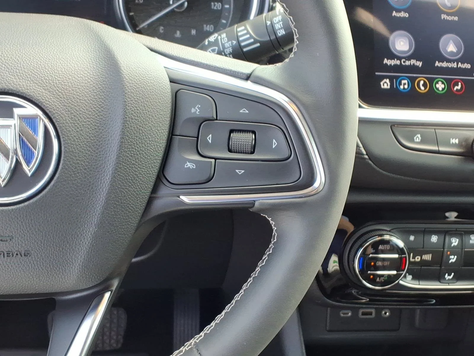 Used 2023 Ebony Twilight Metallic Buick Essence image 17