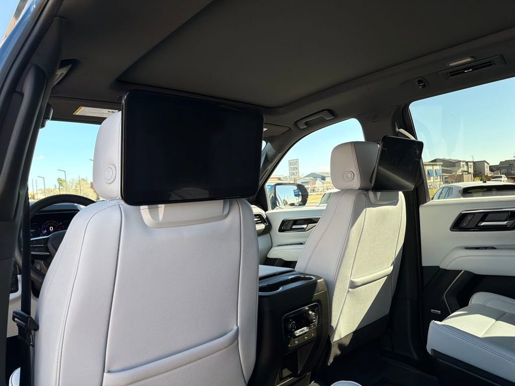 2025 Chevrolet Tahoe Premier - Photo 30