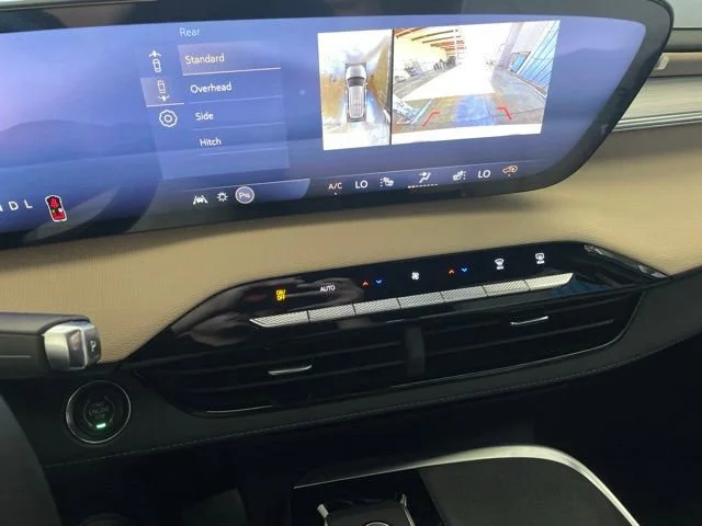 New 2026 Iridescent White Tricoat Buick Preferred image 13