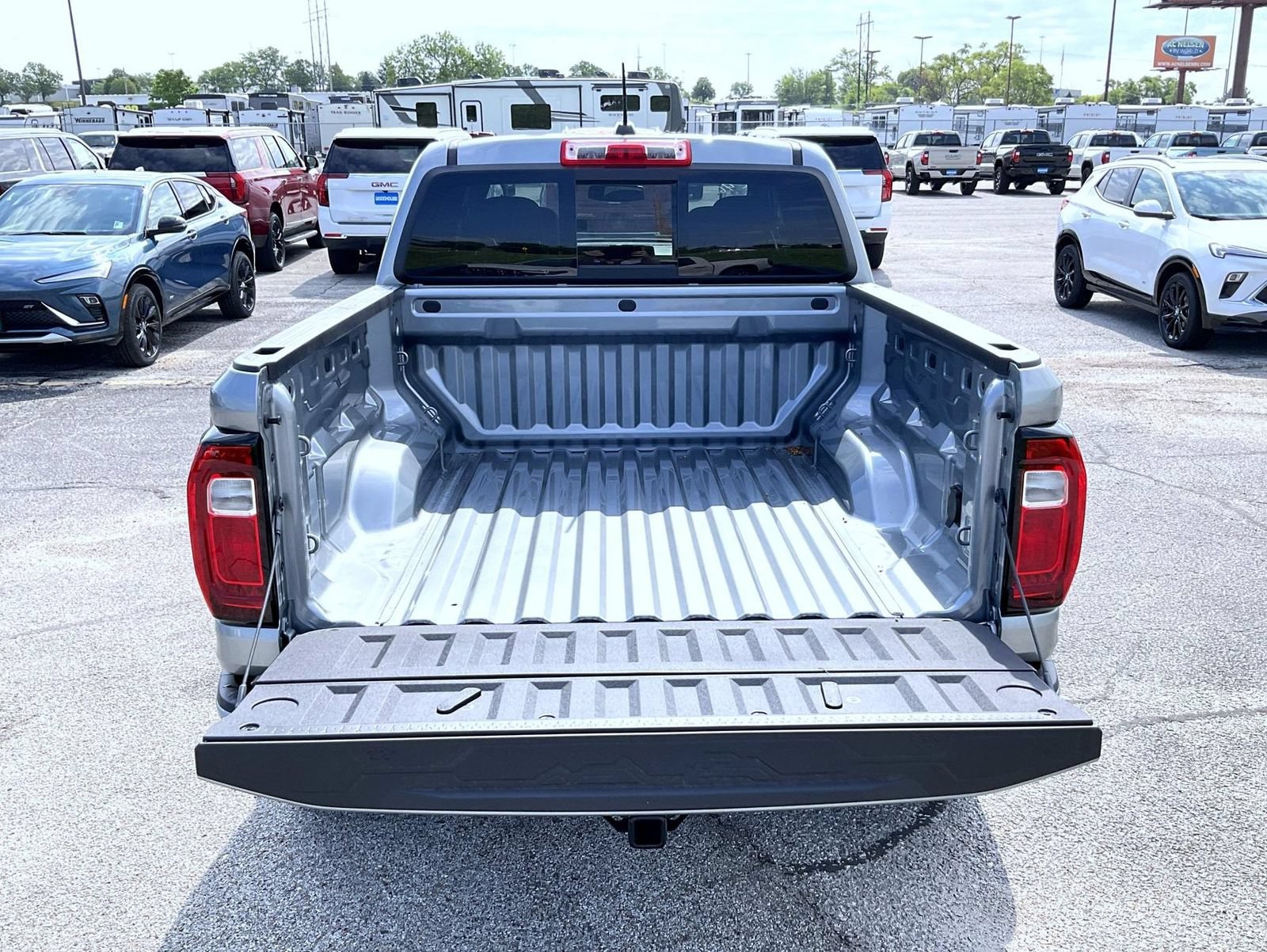 New 2026 Sterling Metallic GMC AT4 image 21