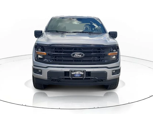 New 2026 Silver Metallic Ford XLT image 2