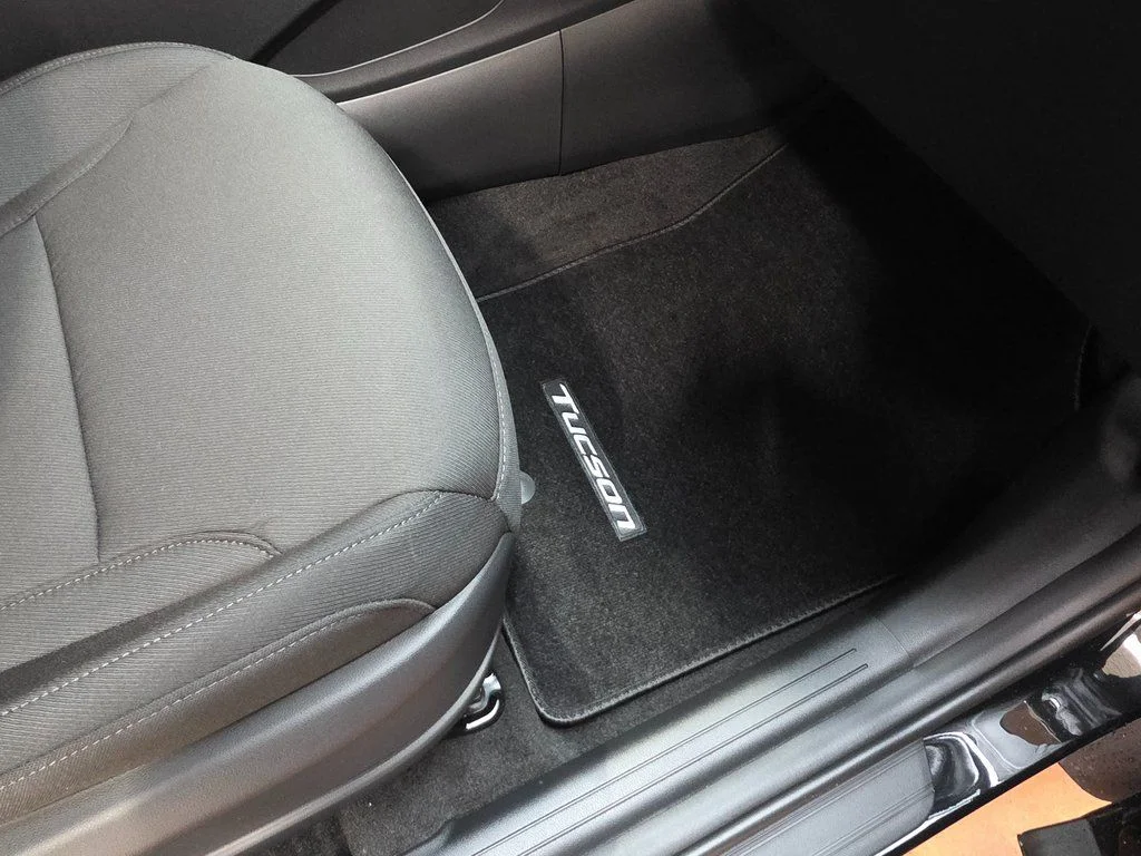 New 2026 Phantom Black Hyundai SEL image 10