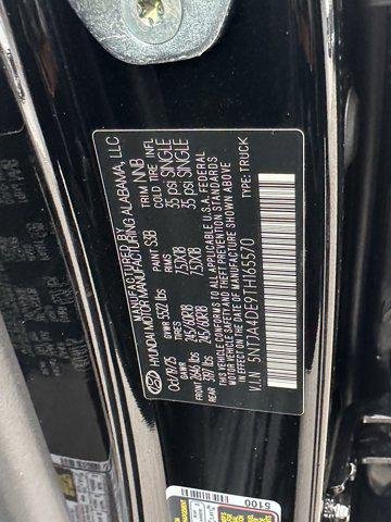 New 2026 Phantom Black Hyundai SE image 31