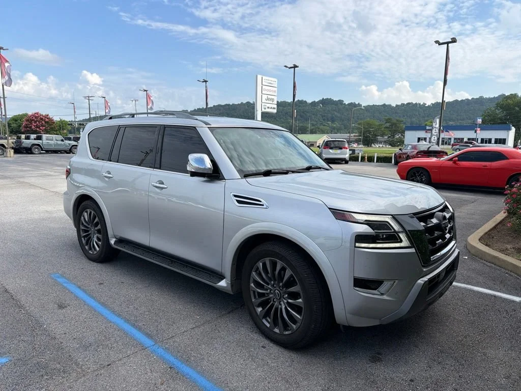 2023 Nissan Armada Platinum 4X2's photo