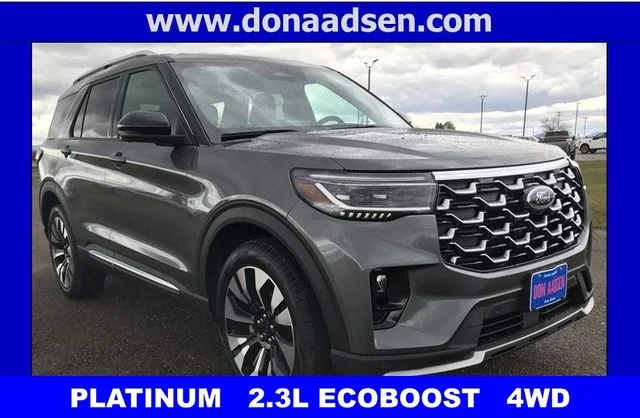 2026 Ford Explorer Platinum 4WD's photo