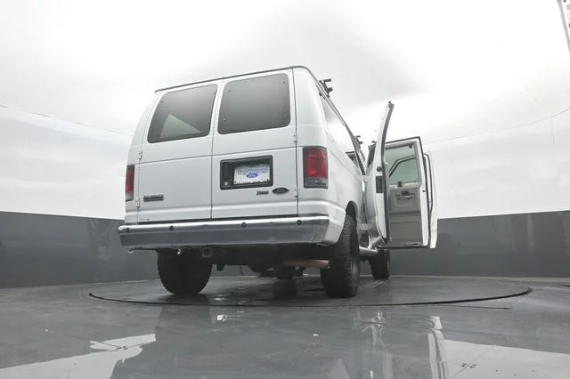 Used 2012 Oxford White Ford XLT image 42