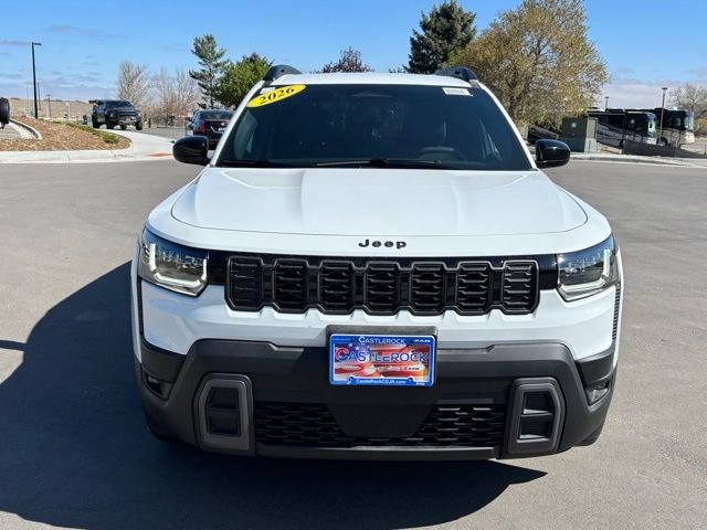 New 2026 Bright White Clear-Coat Exterior Paint Jeep Laredo image 7