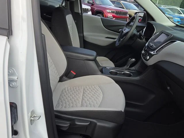 Used 2021 White Chevrolet LS image 15