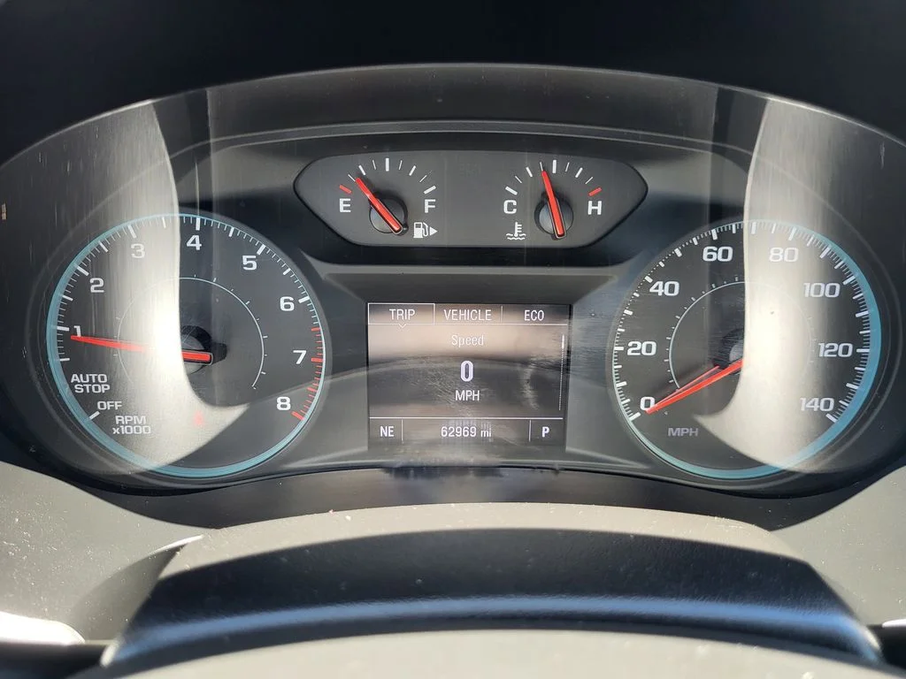 Used 2022 Northsky Blue Metallic Chevrolet LT image 12