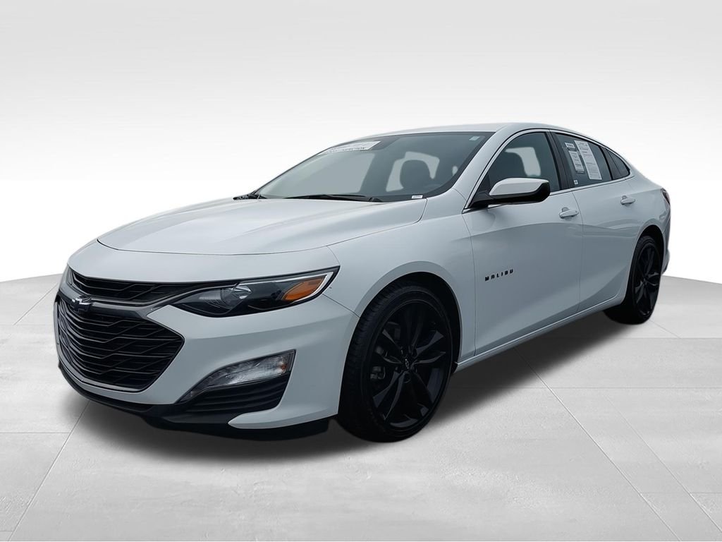 Used 2024 White Chevrolet LT image 5