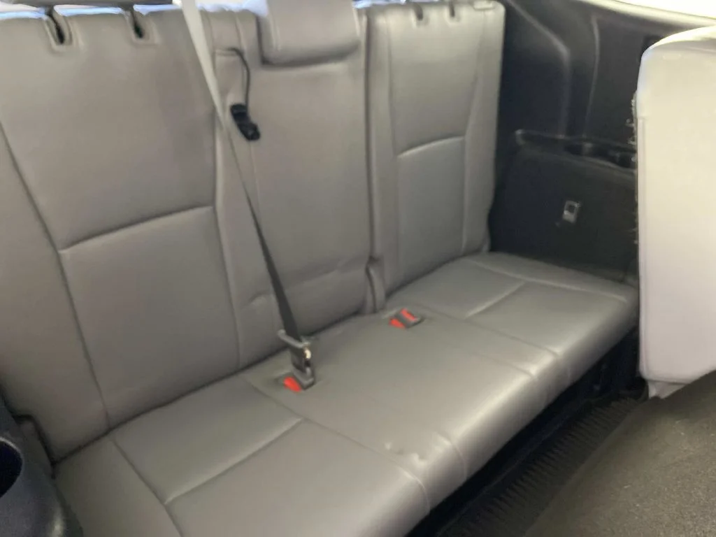 Used 2020 Blizzard Pearl Toyota XLE image 11
