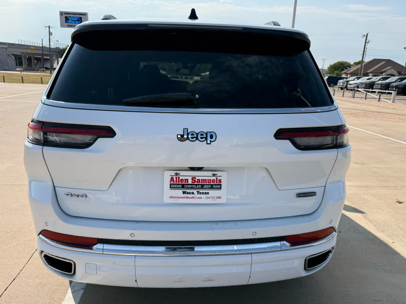 Used 2024 Bright White Clearcoat Jeep Overland image 7