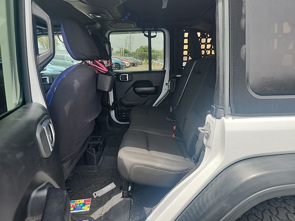 Used 2018 White Jeep Unlimited Sport S image 20