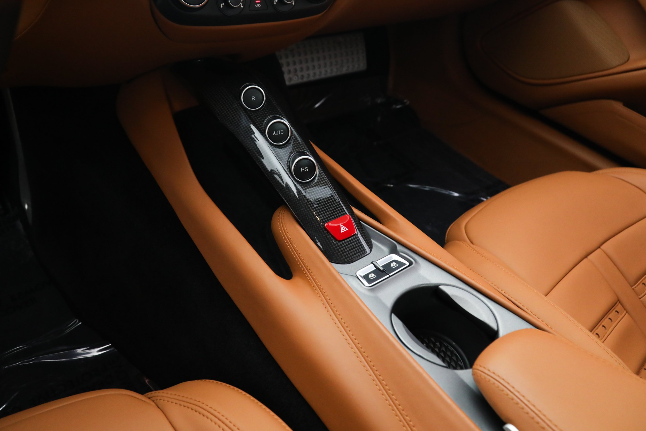 Used 2014 Red Ferrari  image 27