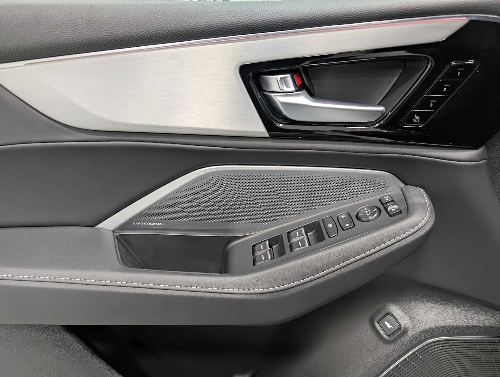 New 2026 Liquid Carbon Metallic Acura w/Technology Package image 39
