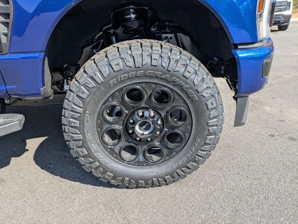 New 2026 Argon Blue Metallic Ford Lariat image 11