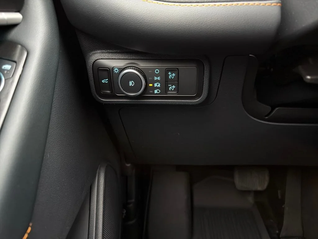 New 2026 White Ford Tremor image 25