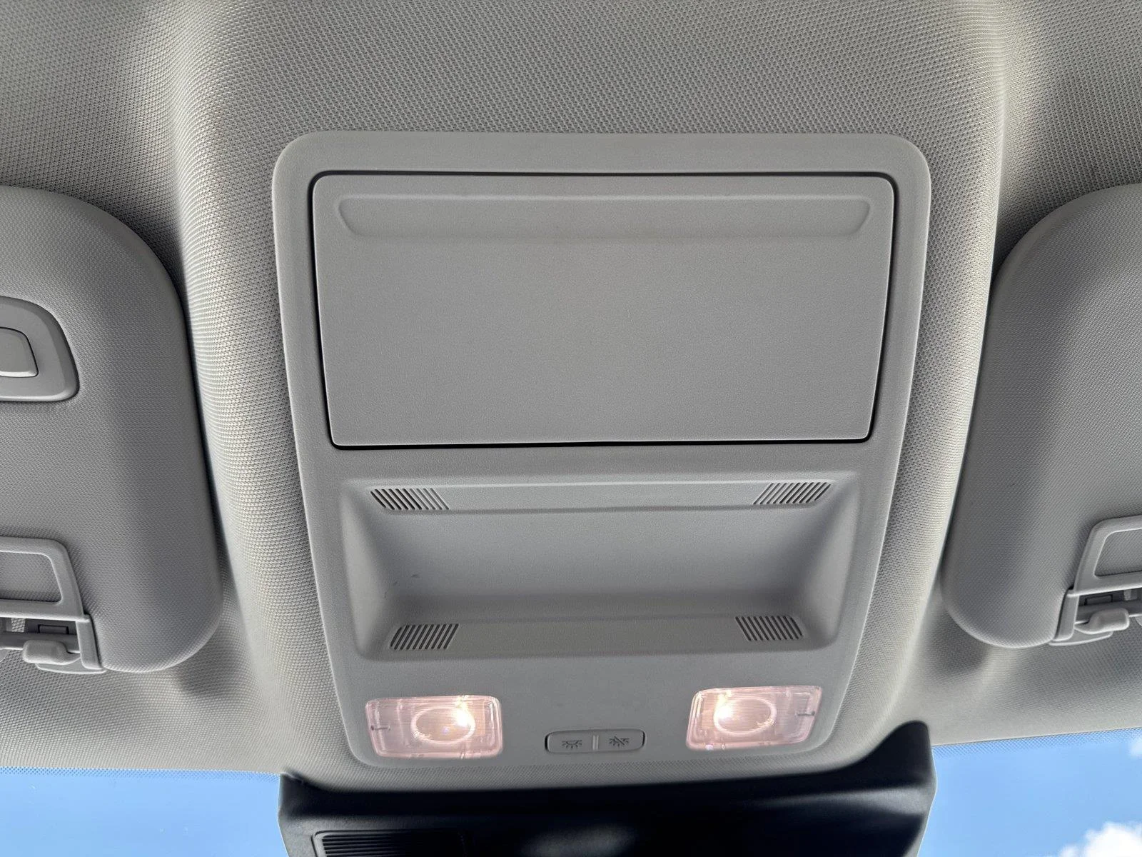 Used 2025 Oxford White Ford Outer Banks image 22
