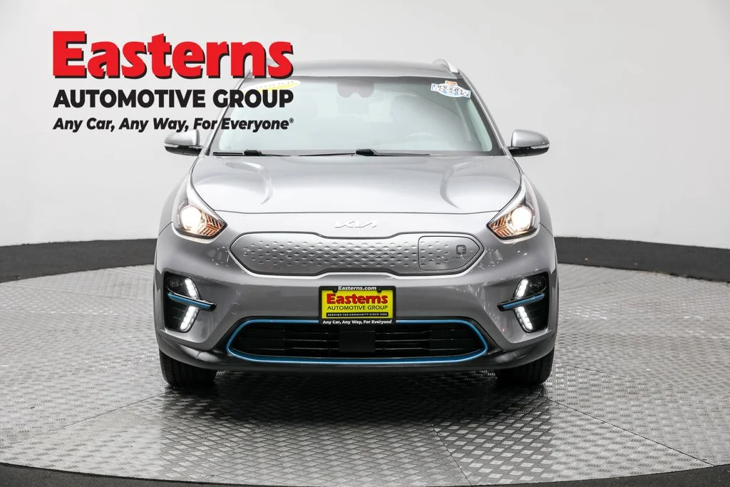 Used 2022 Gray Kia EX image 2