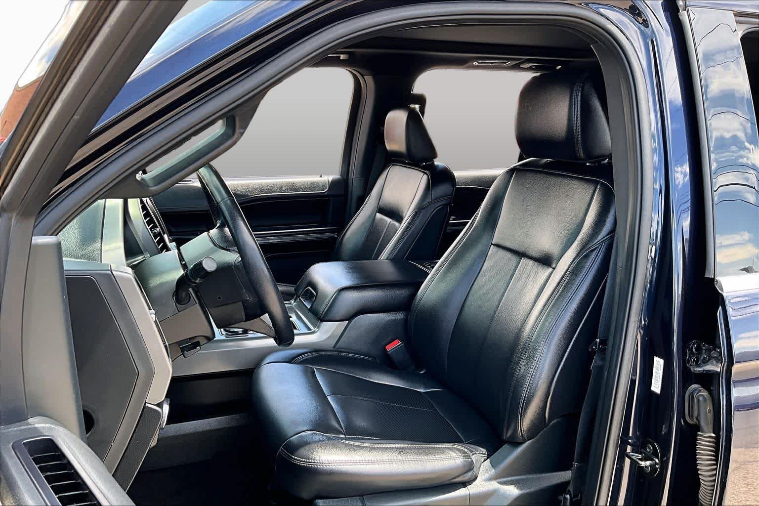 Used 2021 Blue Ford XLT image 8