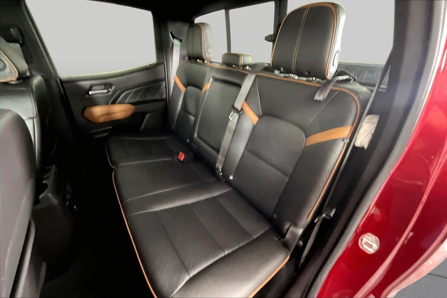 2023 GMC Canyon AT4 - Photo 19
