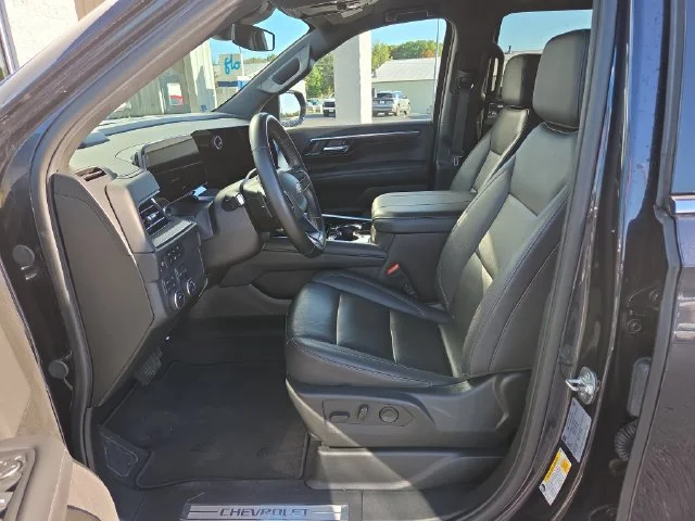 Used 2025 Dark Ash Metallic Chevrolet LT image 14