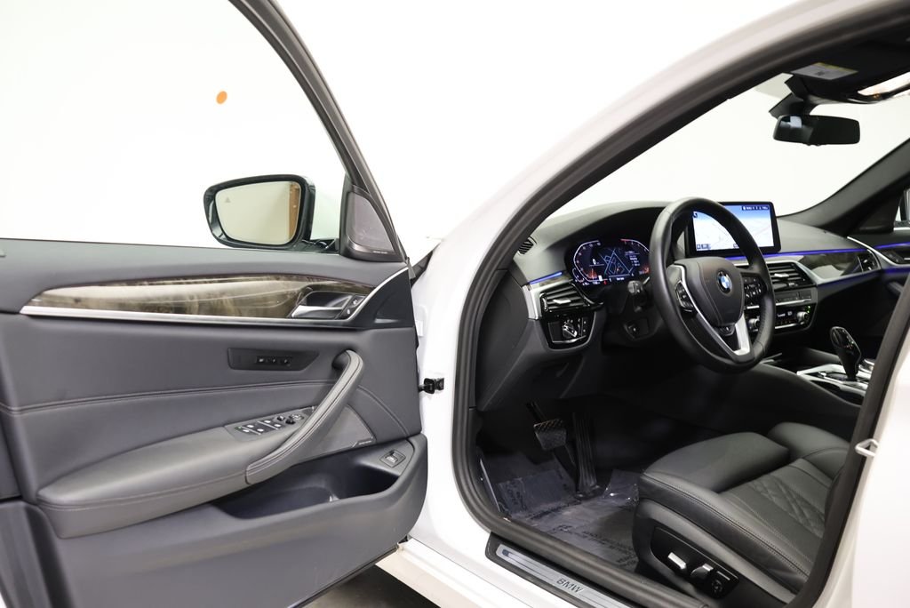 2023 BMW 5 Series 540i - Photo 28