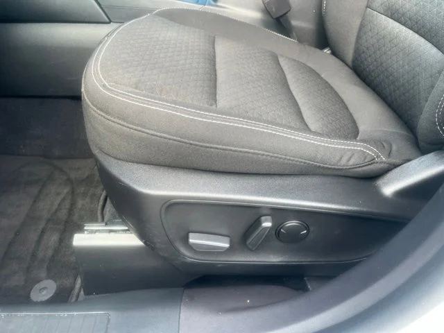 Certified Used 2023 Oxford White Ford Active image 11