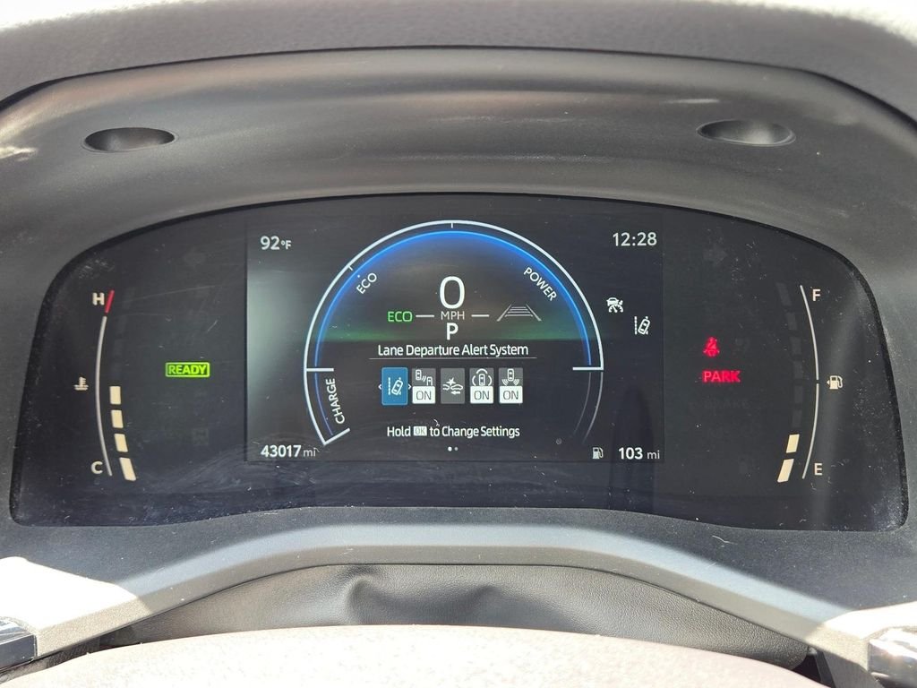 Used 2025  Toyota SE image 24