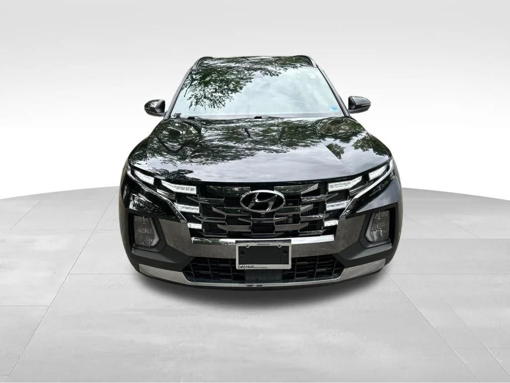 Used 2023 Black Hyundai Limited image 10