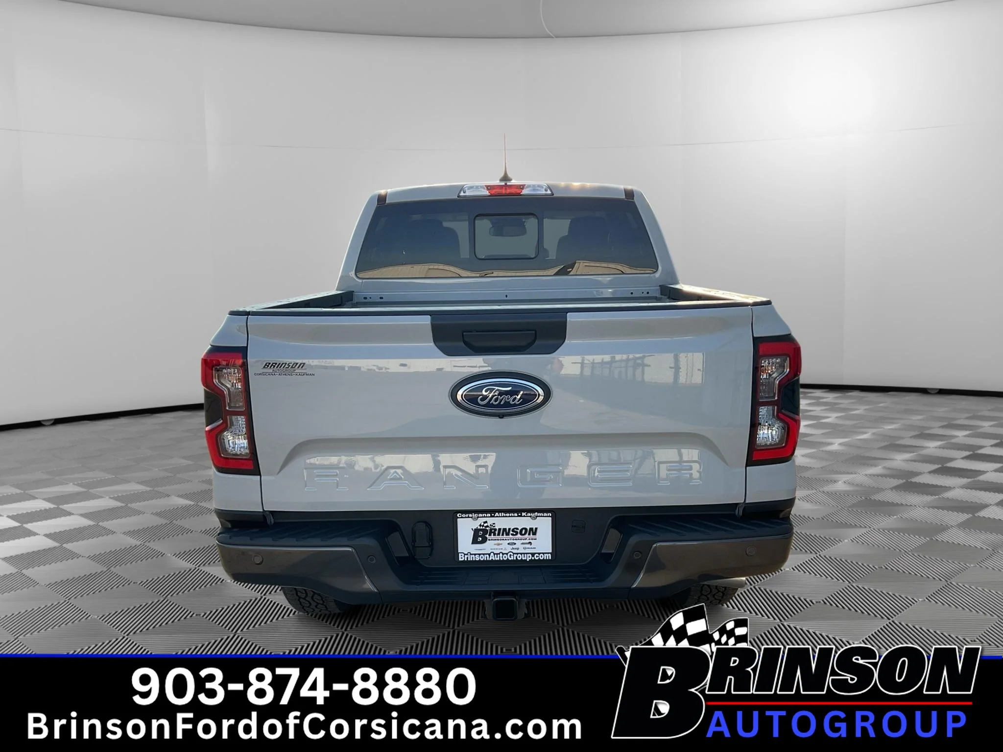 New 2026 Avalanche Ford XLT image 4