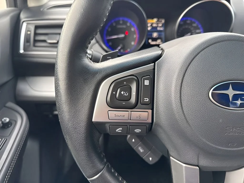 Used 2016 Blue Subaru 2.5i Premium image 15