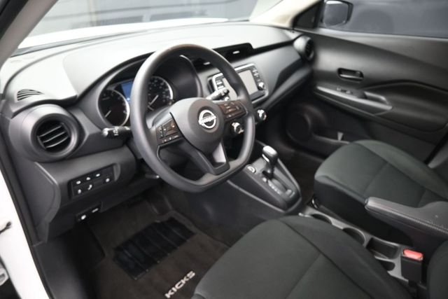 Used 2024 White Nissan S image 18