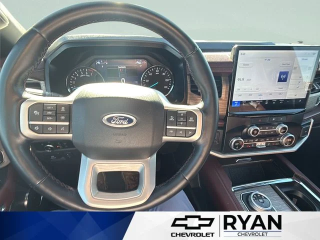 Used 2023 White Ford Limited image 18