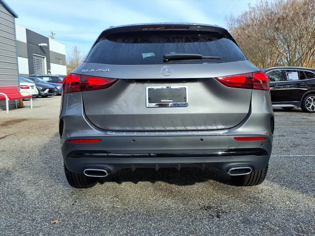 New 2026 Mountain Grey Metallic Mercedes-Benz GLA 250 image 28