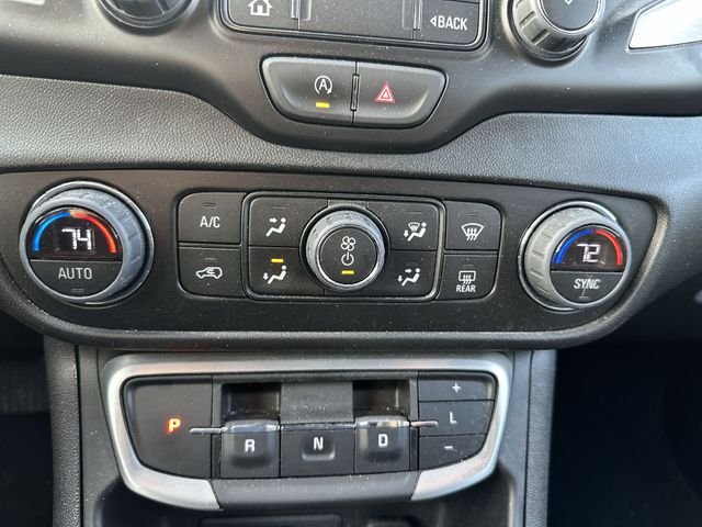 Used 2024 Blue GMC SLT image 18