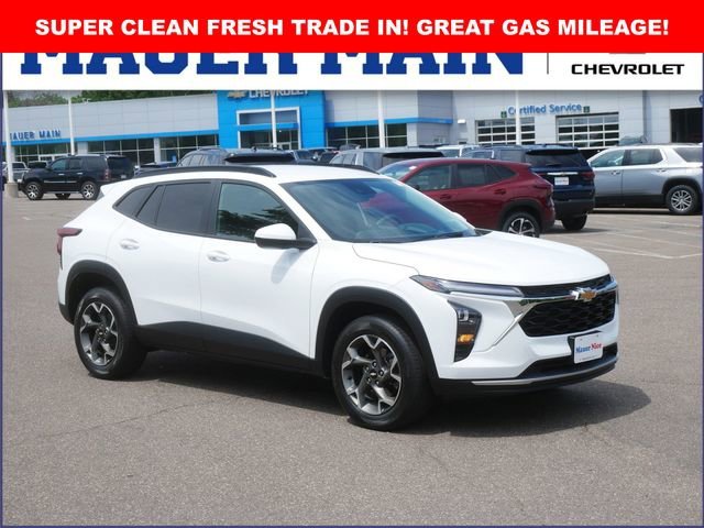 2024 Chevrolet Trax LT's photo