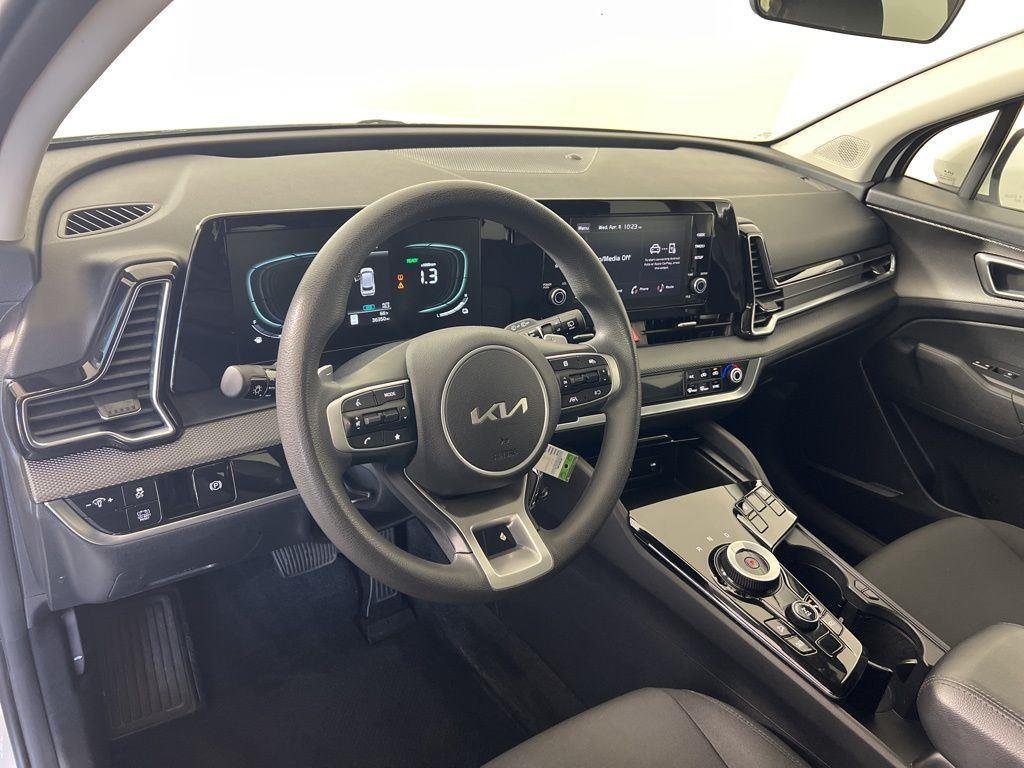Used 2023 Snow White Pearl Kia LX image 3