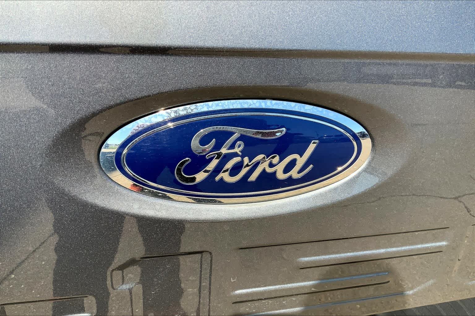 Certified Used 2023 Carbonized Gray Metallic Ford XLT image 30