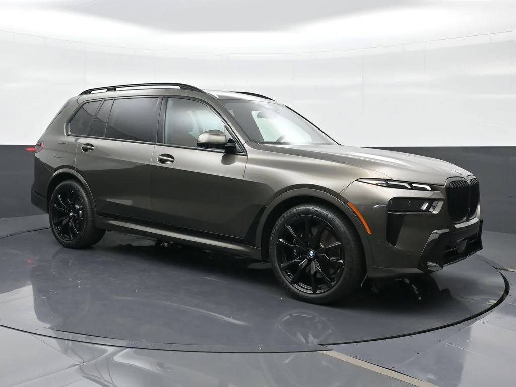 Certified Used 2025 Green BMW xDrive40i image 13