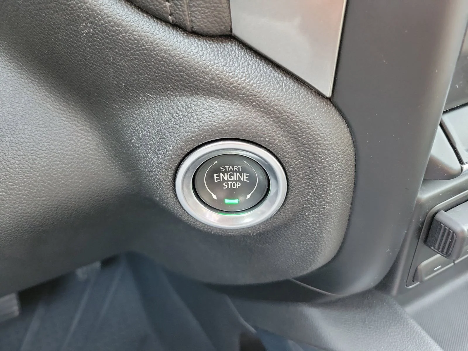 2019 Chevrolet Silverado 1500 RST - Photo 32